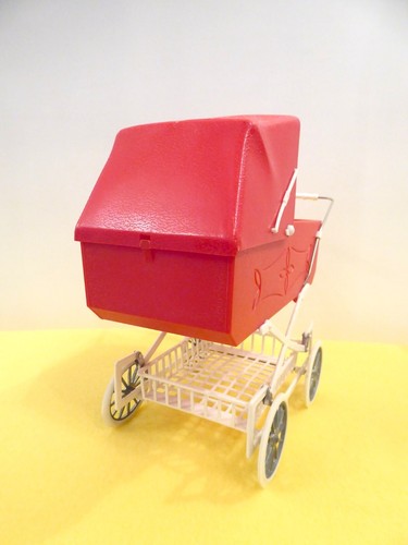 PUPPENWAGEN für die GRÖSSERE PUPPENSTUBE mit BABY PÜPPCHEN - Bild 4 von 11