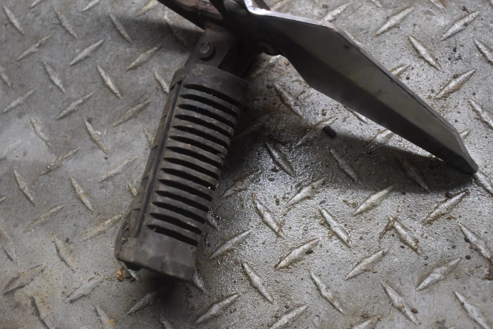 REPOSAPIÉS C1-10 CON MONTAJE MOTO SUZUKI GS500F GS 500 F ENVÍO RÁPIDO GRATUITO Foto 4 de 4