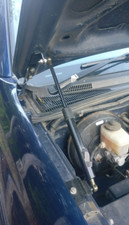 Hood Struts for Toyota Tacoma N220/N240/N250/N260/N270 2005-2015