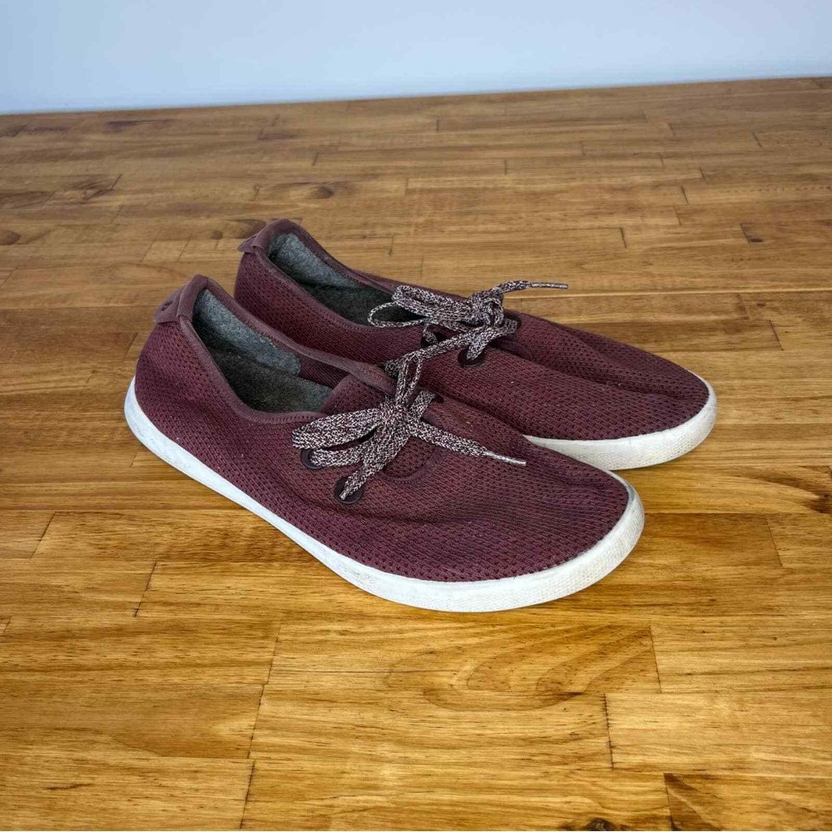 Allbirds Tree Skippers Kauri Zin Burgundy Lace Up Shoes Size  display picture 2