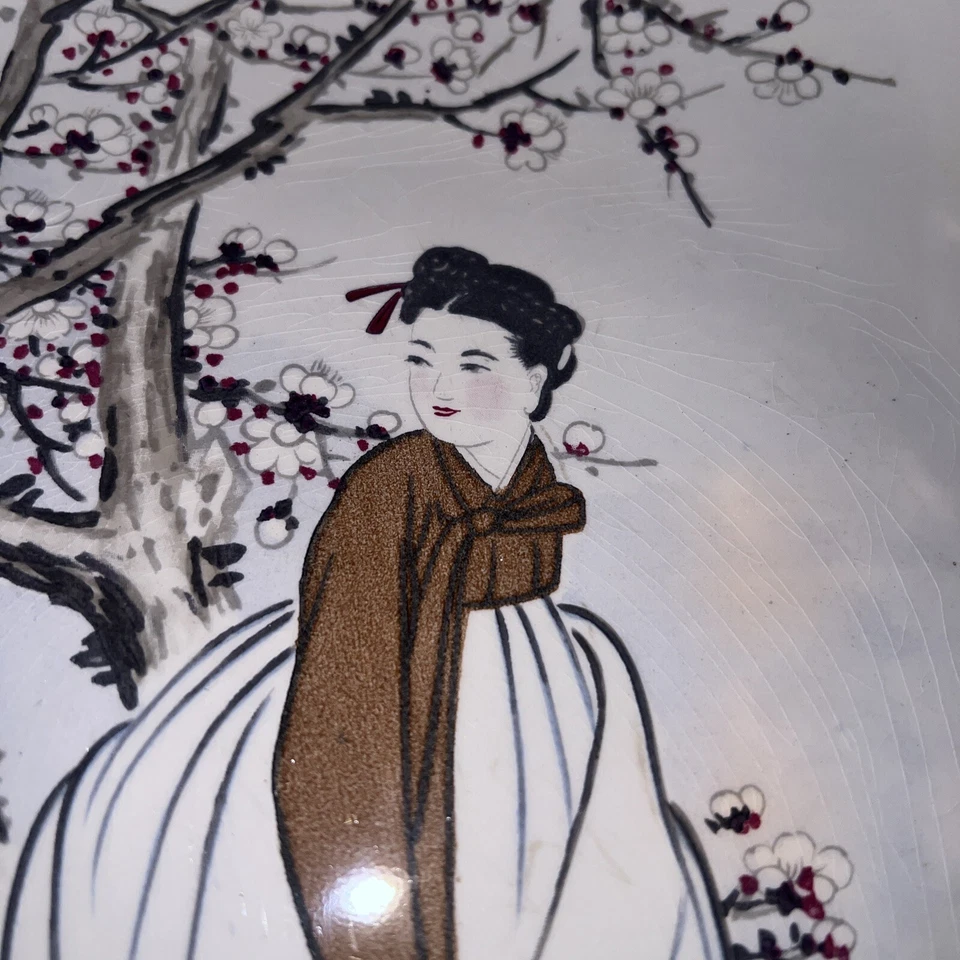 Rare Antique Hand Painted Chin Heung Wall Plate from Korea Beautiful Woman 12” - Image 2 of 4