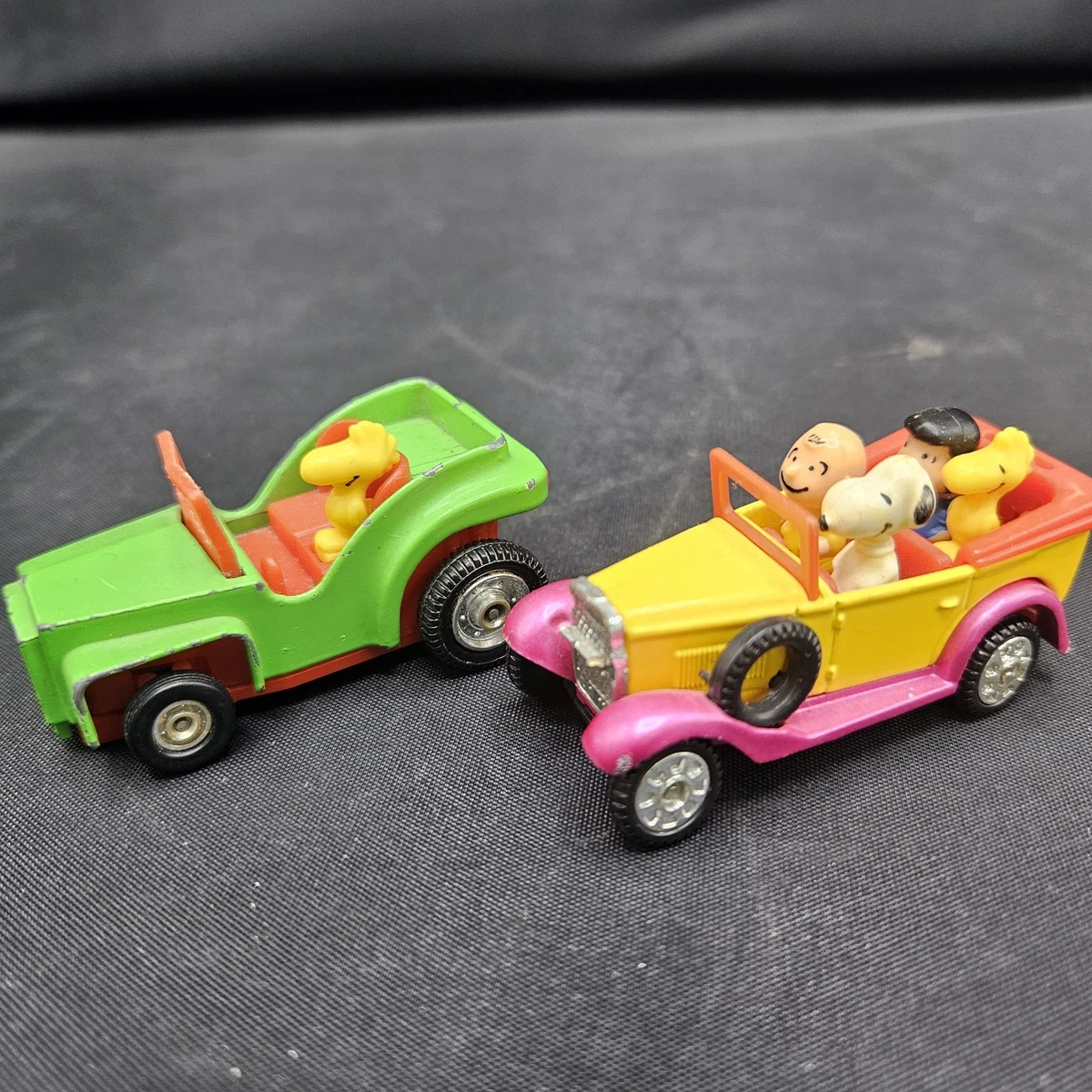 Peanuts Gang Vintage Manufacture Diecast Cars, Trucks & Vans for