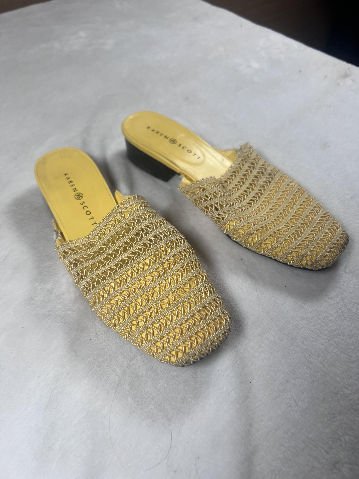 Karen Scott Mules Womens Size 10 Beige Woven Square Toe Block Heel Shoes