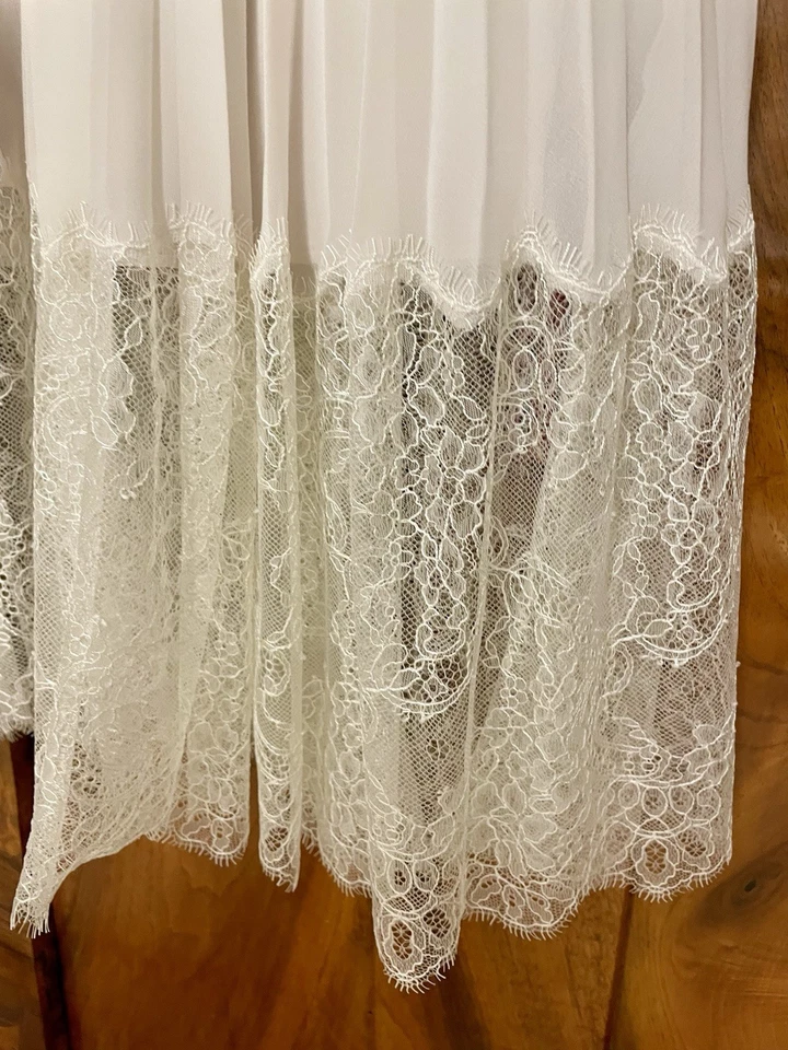 Romantic Dress by Self-Portrait, Size 36, New! - Image 3 of 4