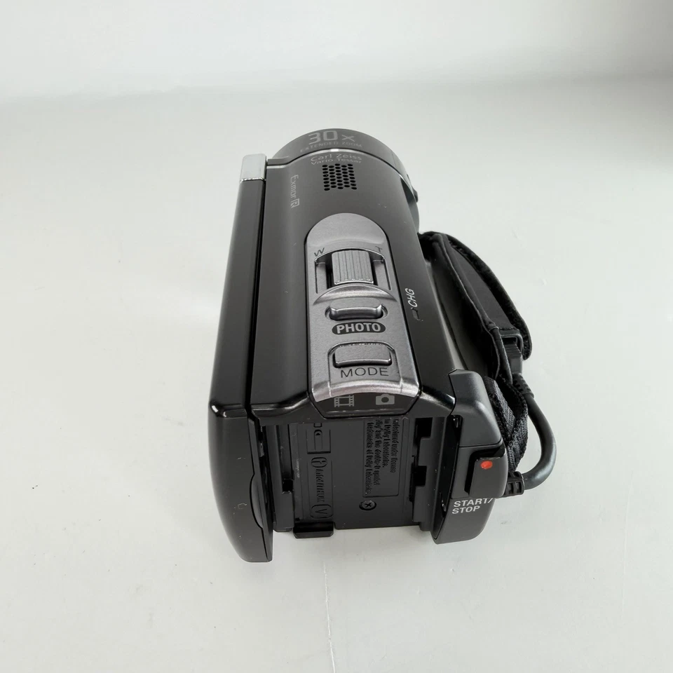 Sony Handycam HDR-CX190 Black Digital Video Camcorder 30x Zoom 5.3MP Bundle - Image 3 of 4