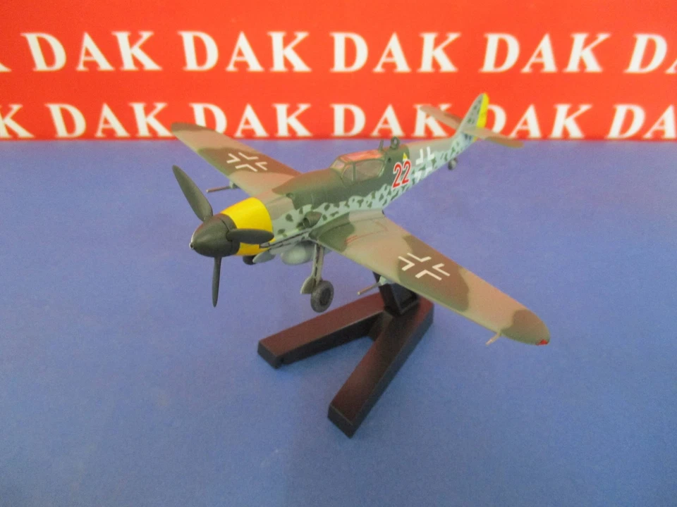 1/72 Modellino Aereo Aircraft Messerschmitt Bf 109 G10 Red 22 1945 by Easy Model - Immagine 2 di 4