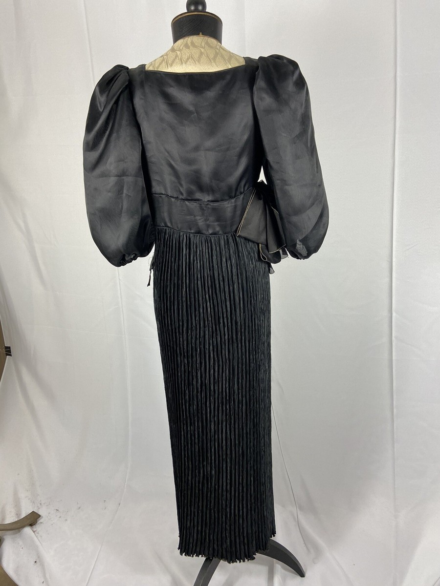 Mary McFadden Couture Fortuny Pleats Size 6 Black Bow Evening Gown
