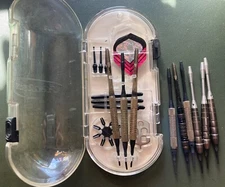 Halex Darts In Plastic Case with 6 extra darts