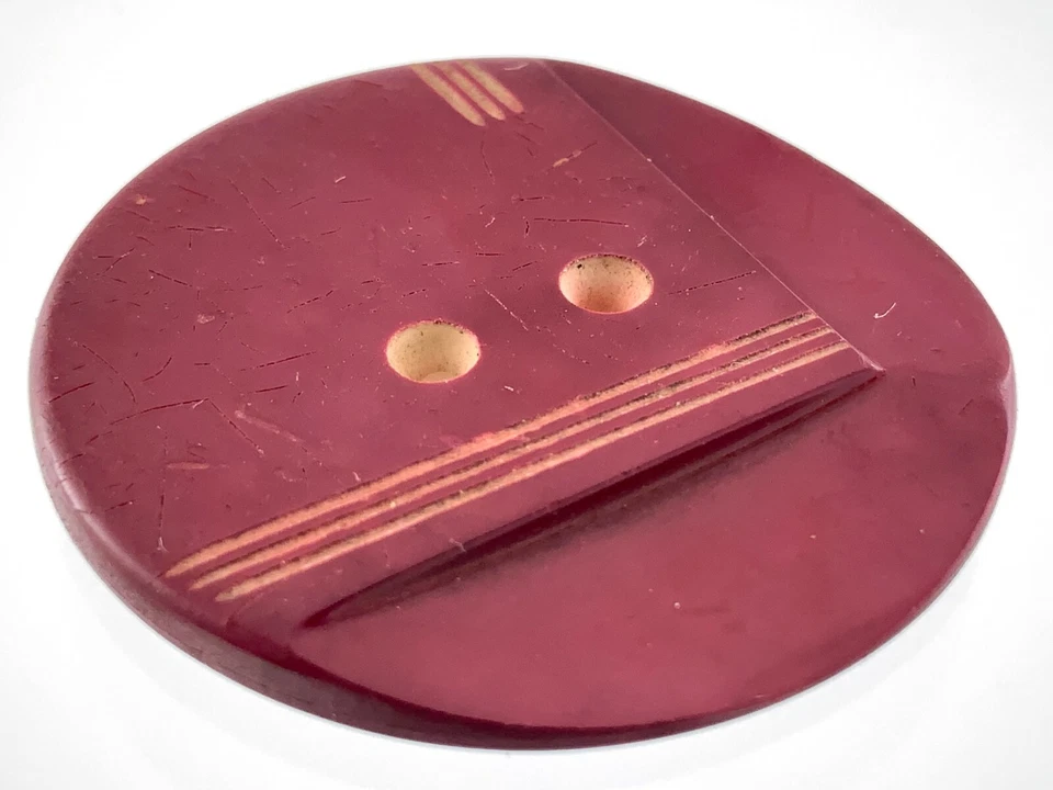 Vintage Carved Bakelite Red Color Size 1.5in Garment Button Set Of Two 966A - Image 4 of 4