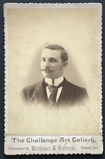 Cabinet Card Photo Of Man~ By Brubaker & Aumock Of Portland Ind.