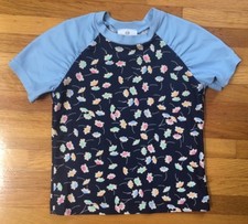 Girls HANNA ANDERSSON Sun Shirt Rash Guard, 120 Blue Flowers