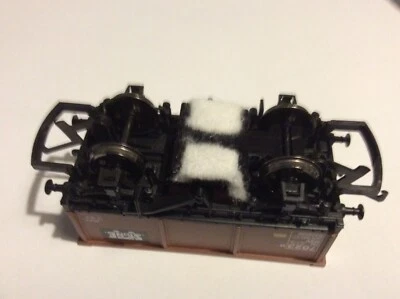 OO Gauge / Scale Track Cleaner Suitable For Hornby Wagons - Improved Design