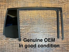 OEM 🔥 2025 2026 BUICK ENCLAVE REAR RIGHT DOOR VENT WINDOW GLASS w/ WEATHERSTRIP