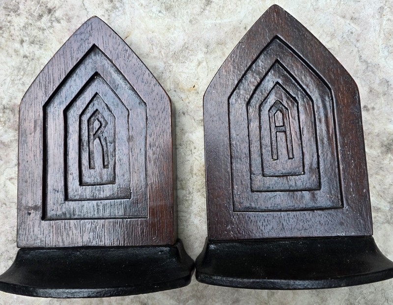 NICE Vintage Handcarved Wood Attached To Cast Iron Base Bookends Cathedral Shape