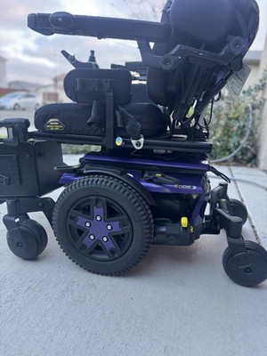 Quantum Edge 3 iLevel Wheelchair Only Had 1 Mile on it Local Pickup Only No Ship