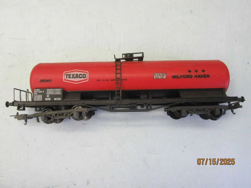 HO - Lima 2916  Long Tank Car "TEXACO" MILFORD HAVEN - Image 4 of 4