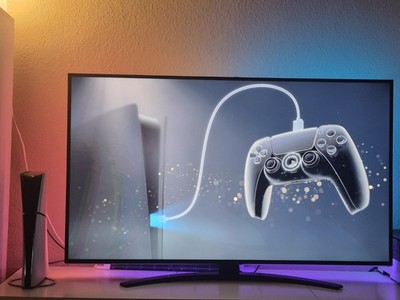 Sony PlayStation 5 Konsole Bundle mit Astro Bot, HDR, 4K, Weiß/Schwarz