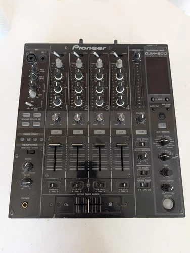Pioneer DJM-800 4-Channel Digital Mixer  + Decksaver cover