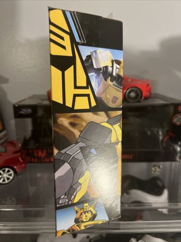 Transformers Legacy ORIGIN BUMBLEBEE Buzzworthy Bumblee Target Exclusive G1 Mode - Picture 3 of 5