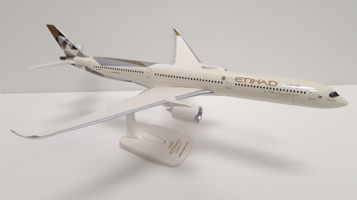 航空機・ヘリコプター AIRBUS A350-1000 1/200scale 航空機・ヘリコプター AIRBUS A350-1000 1/200scale NEW Japan