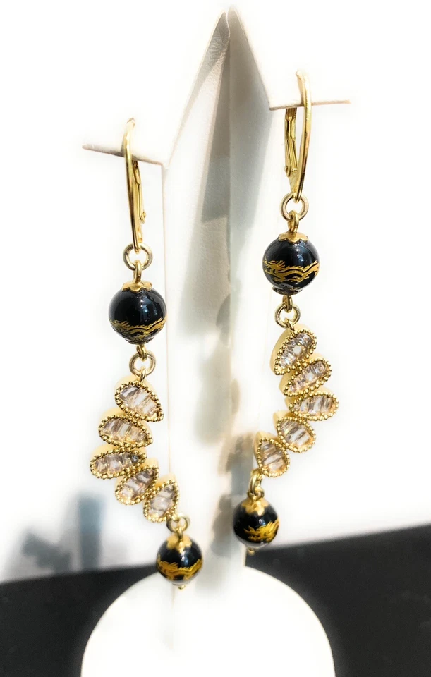 Orecchini Pendenti a Monachella Argento Sterling Zirconi Onice a Mezzaluna - Immagine 4 di 4