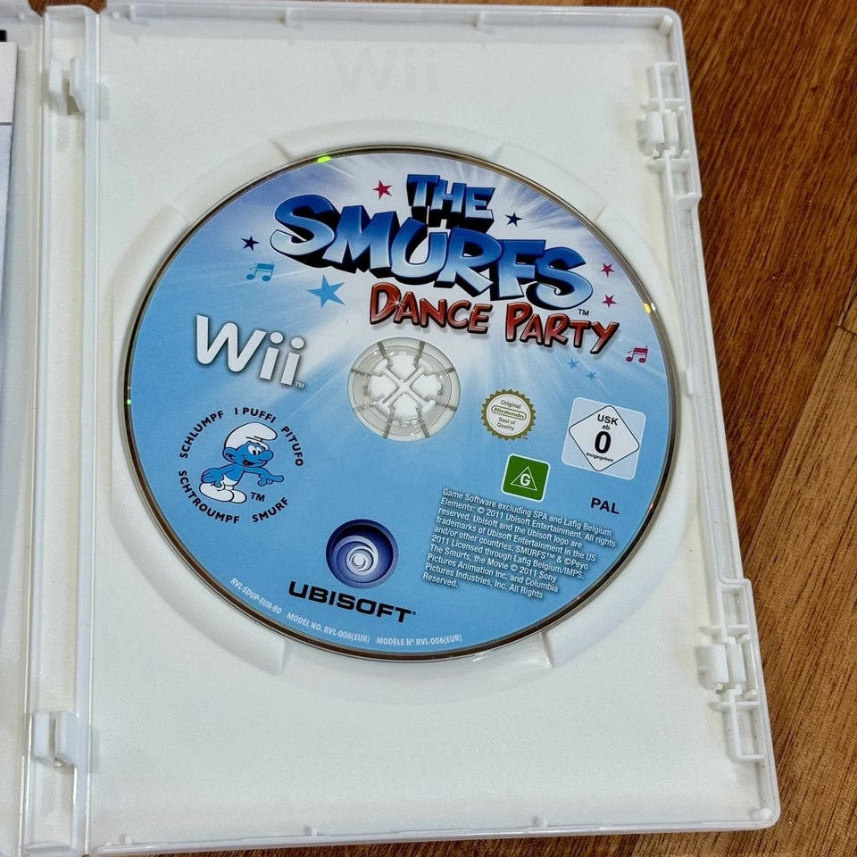 The Smurfs Dance Party For Nintendo Wii - Like New With Manual - Image 4 of 4