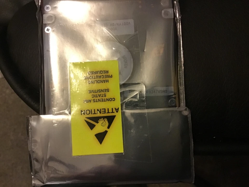 Toshiba MK4025GAS (HDD2190) 4200 RPM 2.5" PATA/IDE Internal Hard Drive HDD NEW - Image 2 of 4