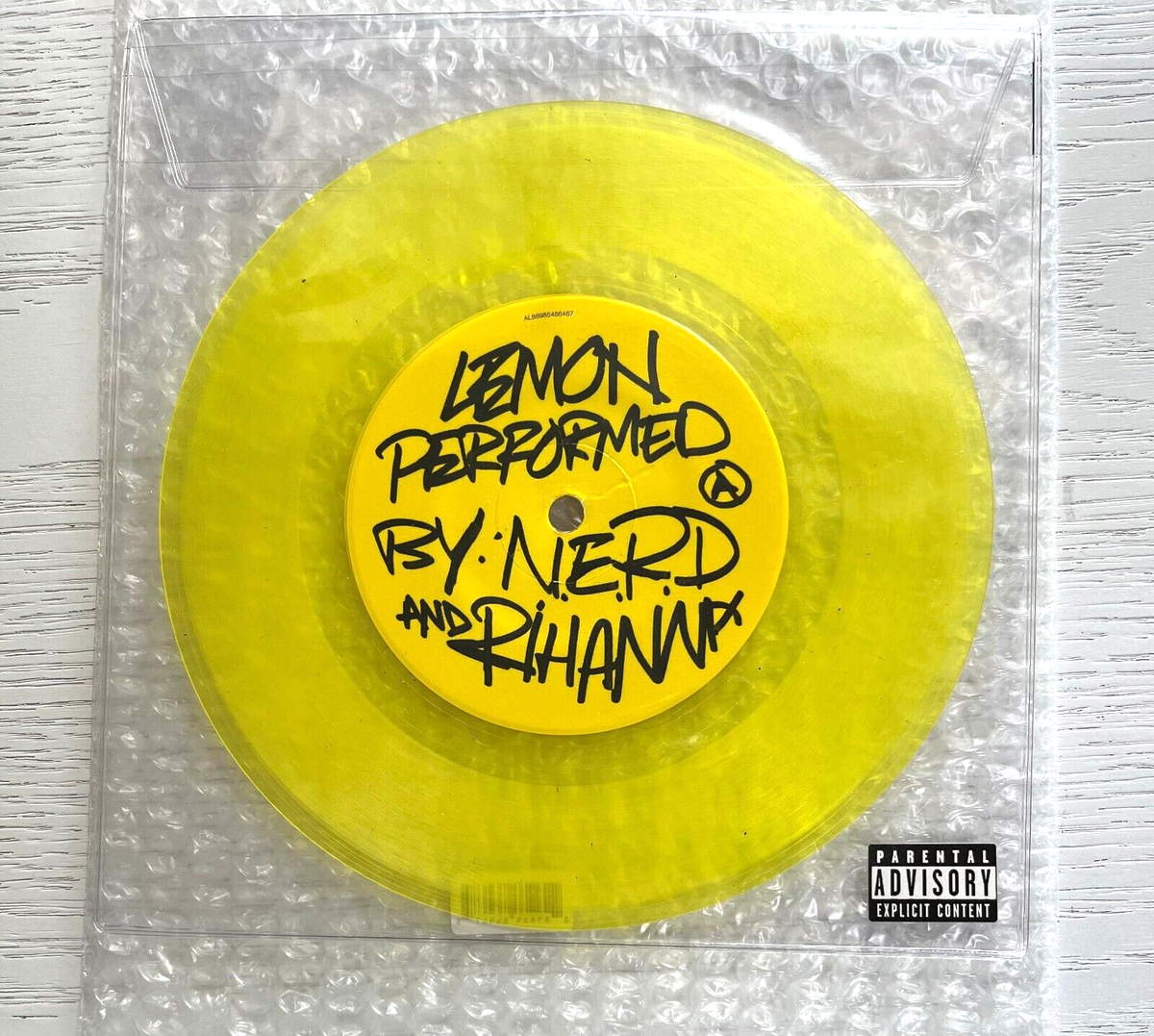 N.E.R.D And Rihanna / Lemon 7