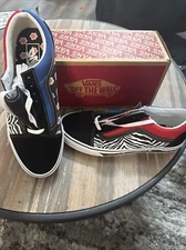 Korean Typography Old Skool Vans Size 10.5M 12W
