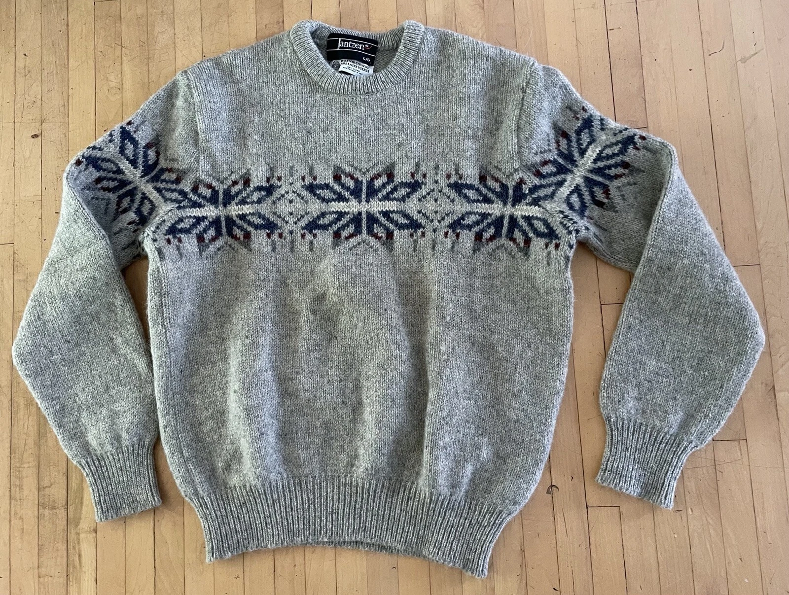 Vintage JANTZEN 1980s 100% Wool Snowflake Sweater M