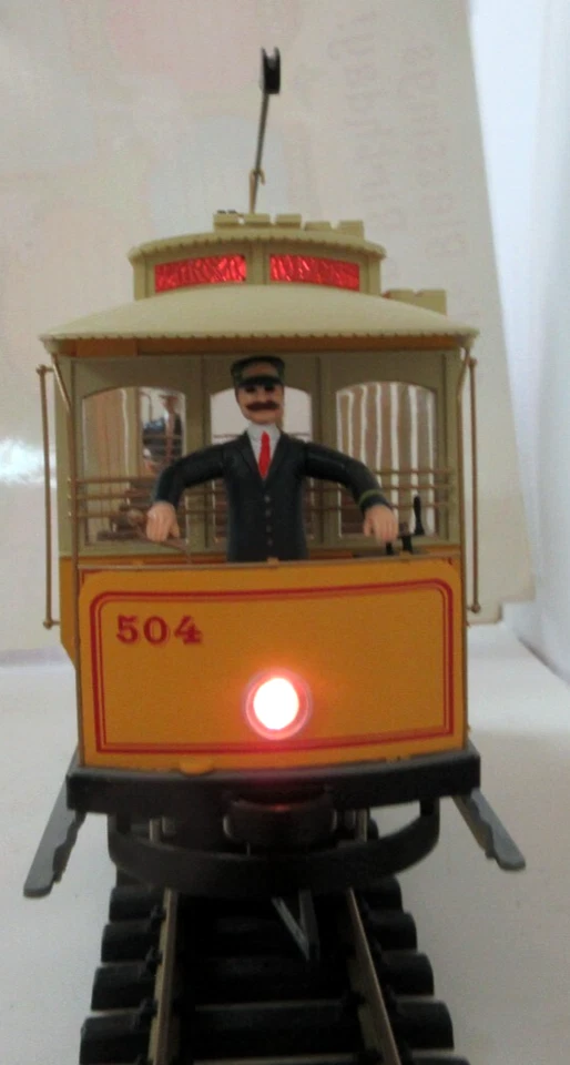 BACHMANN G SCALE BIG HAULER STREET CAR POWERED # 93938 UNITED TRACTION no box - Image 4 of 4