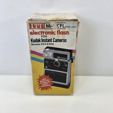 Vintage ITT Magicflash Electronic Flash Model EF-246 Kodak Instant Cameras EK6