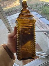 drakes plantation bitters bottle (Amber honey)