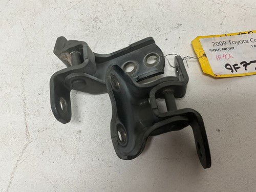 2009 TOYOTA COROLLA RIGHT FRONT HITCH ++