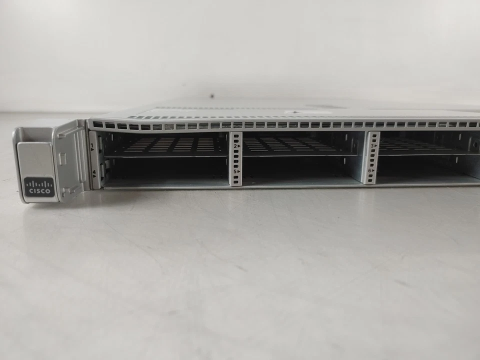 Cisco BE6000 UCS C220 M4S 2.40 GHz Xeon E5-2630 v3 48 GB DDR4 No Drives/No OS - Image 2 of 4