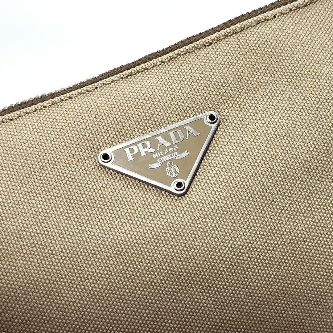 PRADA Beige Leather Triangular Plate Handbag Unis… - image 1