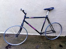 GT Outpost Mountain Bike Vintage 20" Rolling Frame