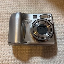 Nikon COOLPIX 7600 Digital Camera Compact Used Crack on Body No Battery SD