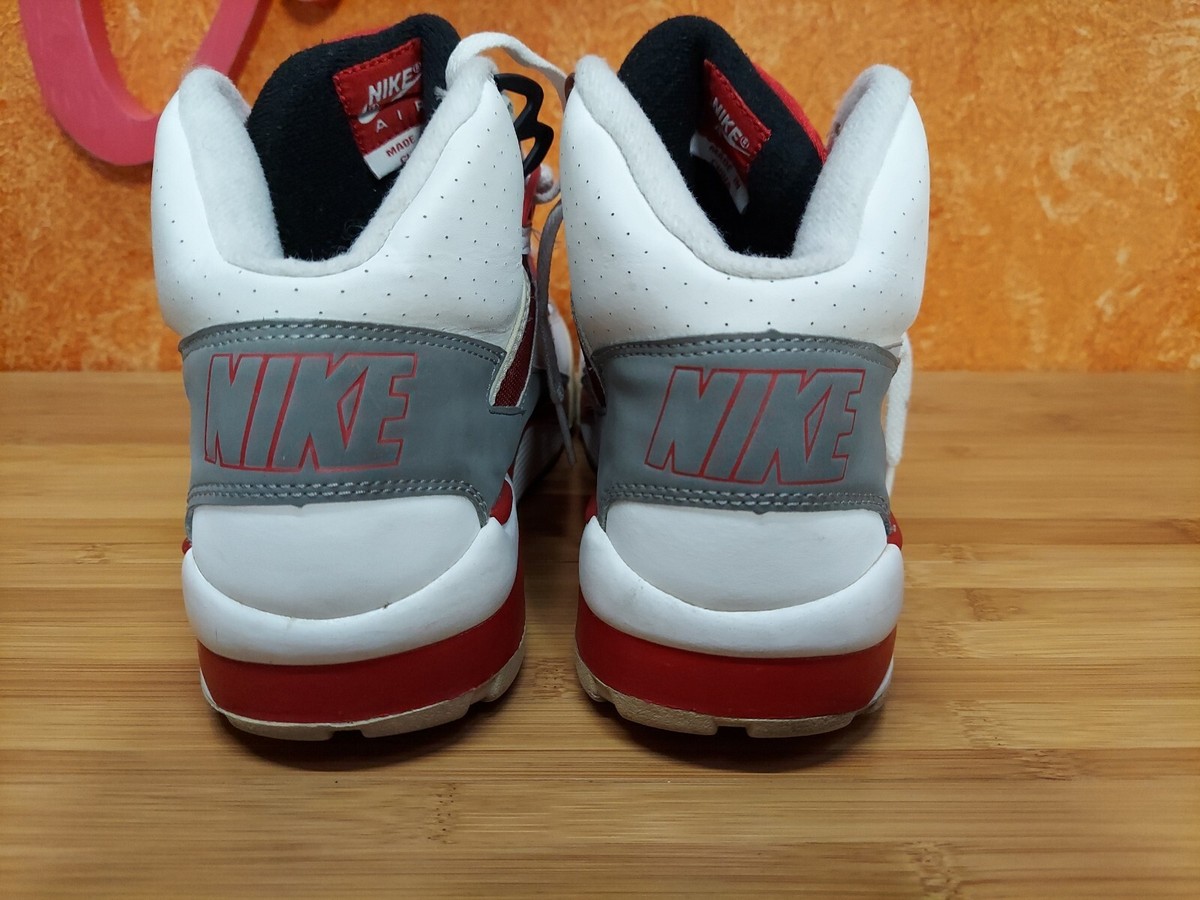 Size 9 - Nike Air Trainer SC High White/red- 302346 107 Old Size 9 - Nike Air Trainer SC High White/red- 302346 107 Old