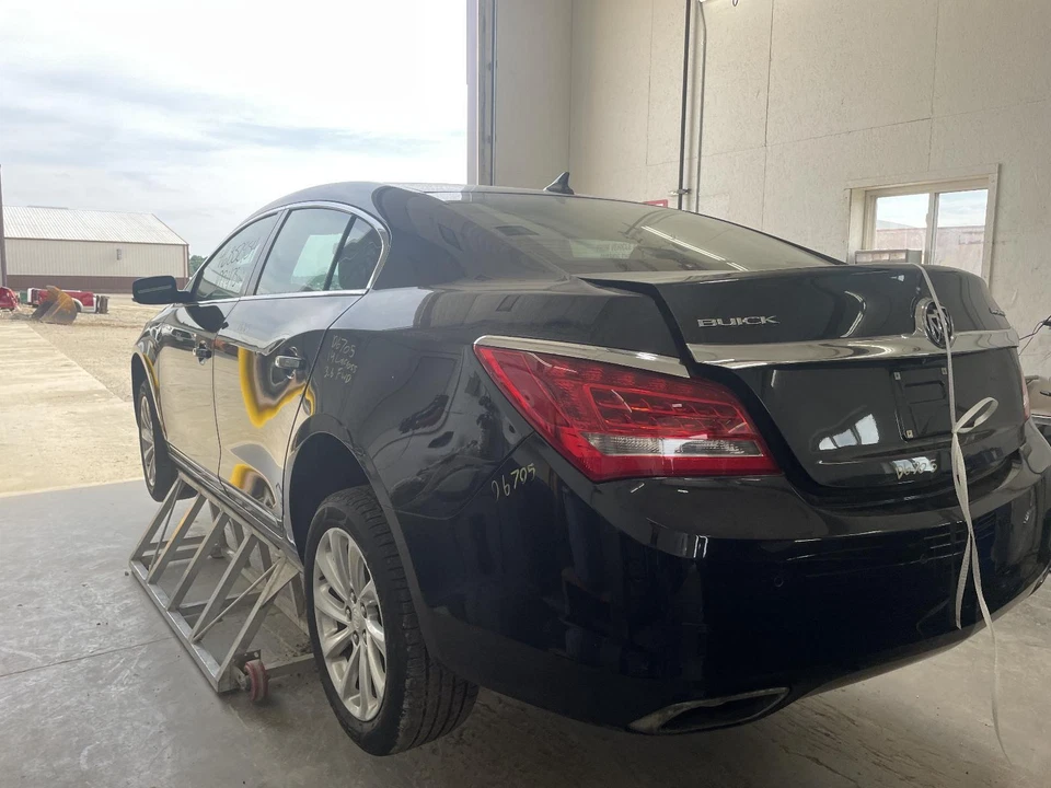 Used Blind Spot Detection System Warning Control Module fits: 2014 Buick Lacross - Imagen 2 de 4