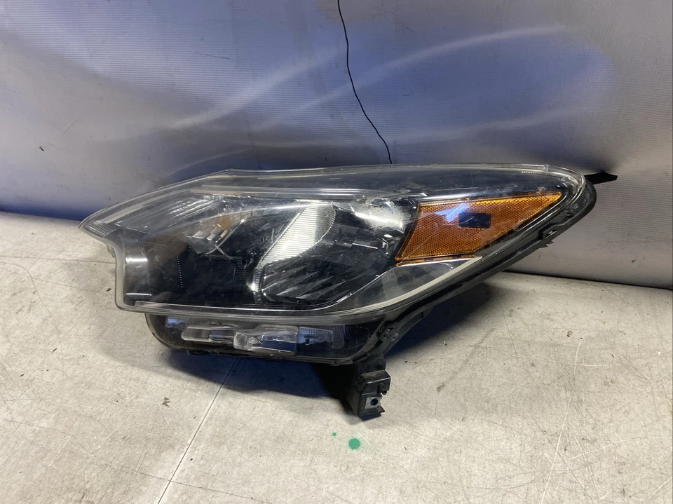 Faro halógeno izquierdo Nissan Versa Note 2017 2018 2019 OEM Foto 3 de 4