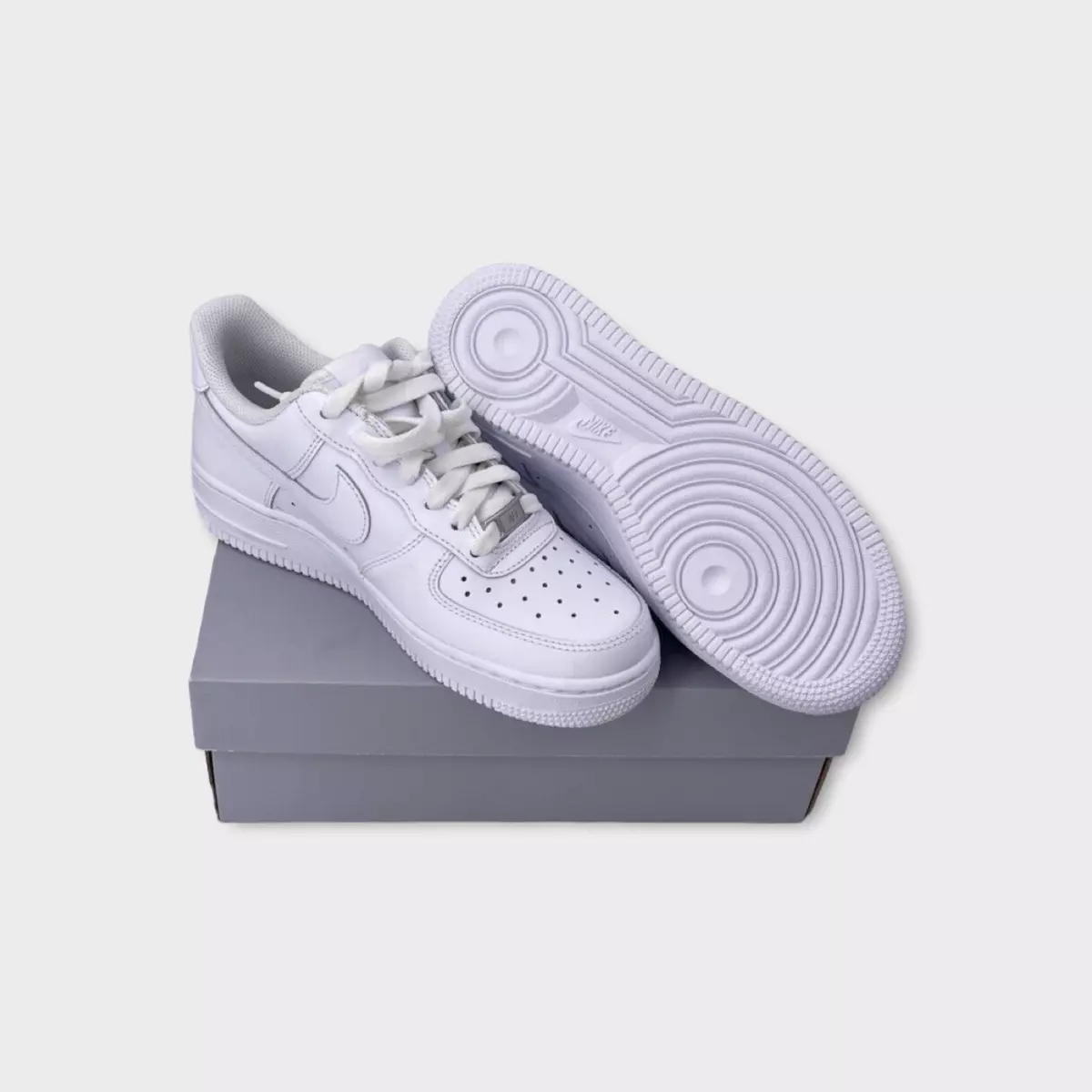 Nike Air Force 1 '07 White Women's DD8959100 Size 6.5 (SPG043816