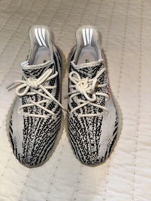 Size adidas Yeezy Boost 350 V2 Zebra
