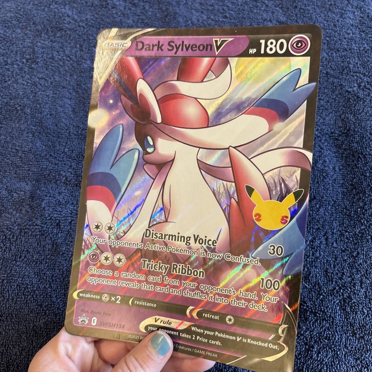 JUMBO Oversized Dark Sylveon V Promo SWSH134 Pokémon Celebrations