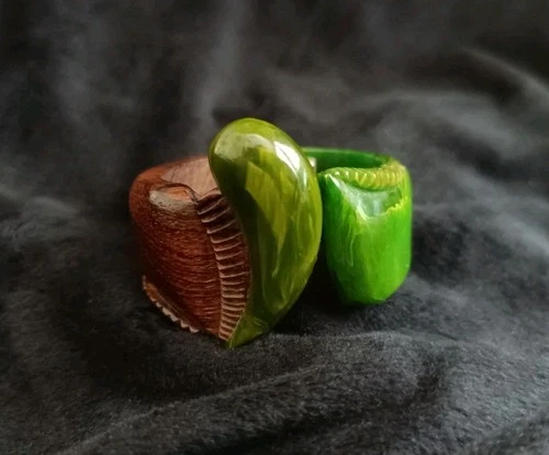 Vintage Bakelite Lucite Green Swirl & Wooden Hinged Bracelet Fully Tested 1920's