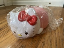 hello kitty tissue box cover
