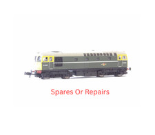 Dapol 2D-001-008 Class 33/0 D6561 in BR Green with full yellow ends N Gauge