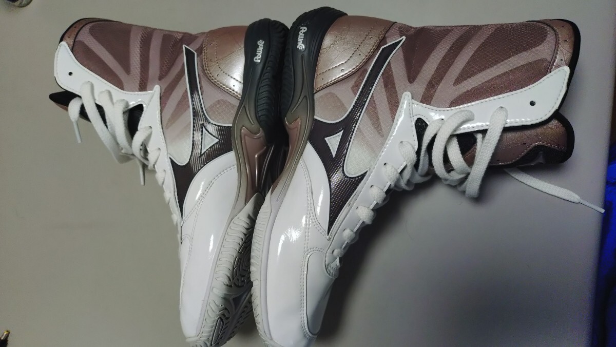 ウェーブモンスター26.5センチ MIZUNO Boxing Shoes Wave Monster US8.5 / 26.5cm White Naoya Inoue