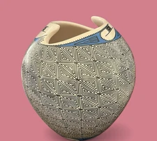 Mata Ortiz Pottery White Clay Geometric Crazy Maze Squares Trini Silveira Vase