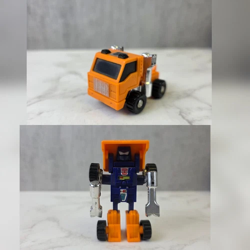 Hasbro Transformers - Autobot Huffer Action Figure